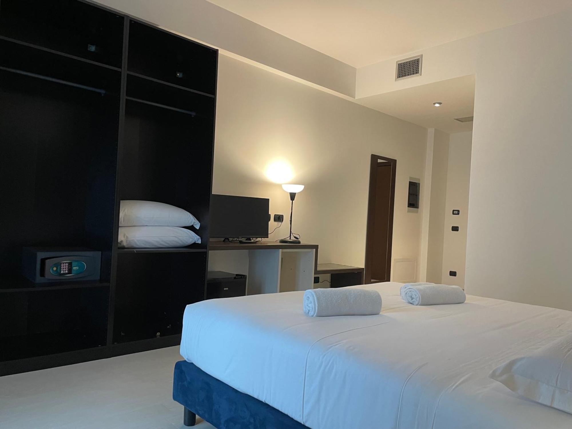 Maestrale Resort Hotel - Гроссето Екстер'єр фото