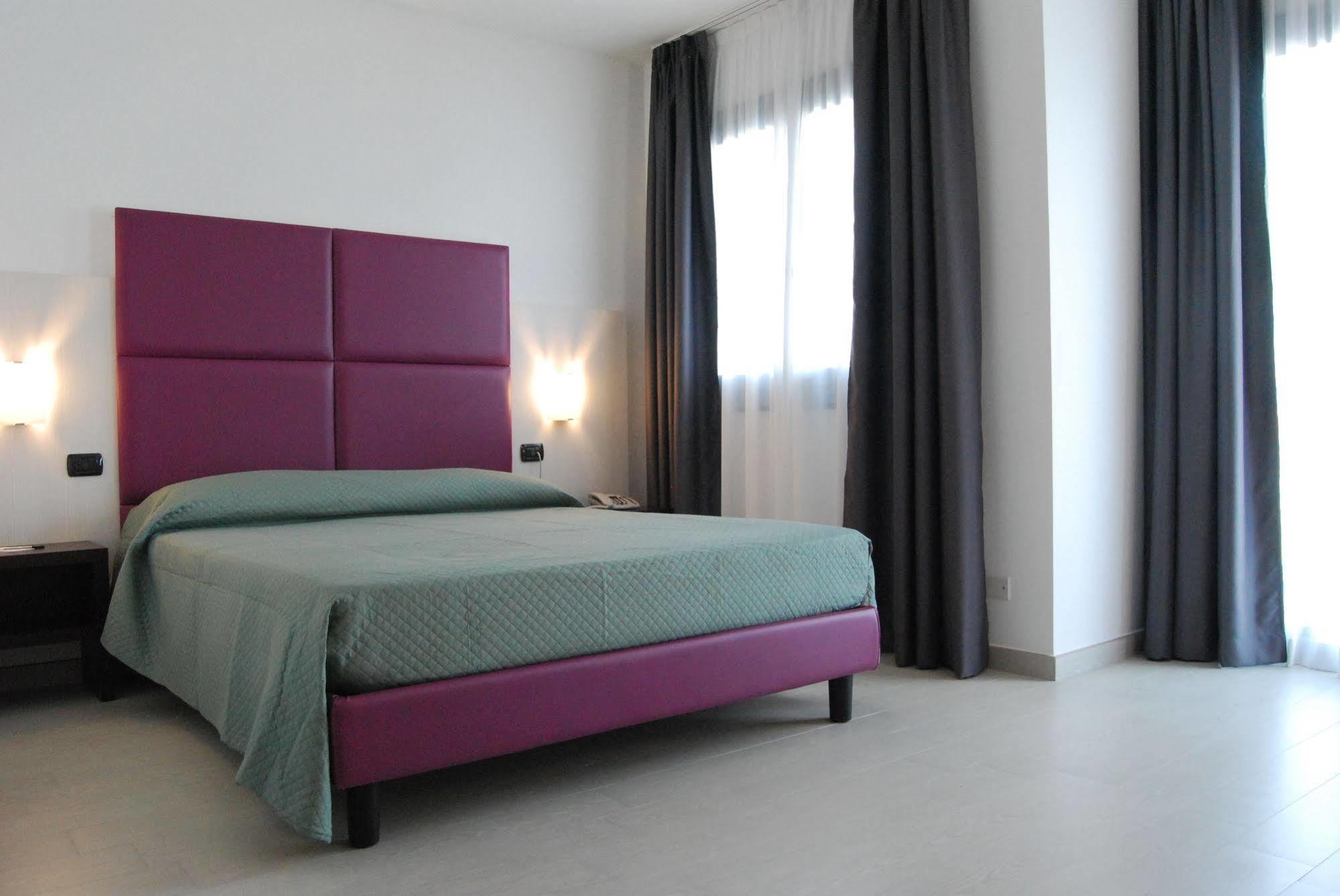 Maestrale Resort Hotel - Гроссето Екстер'єр фото